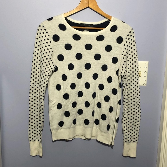 Ann Taylor Sweaters - 🦋Ann Taylor sweater🦋